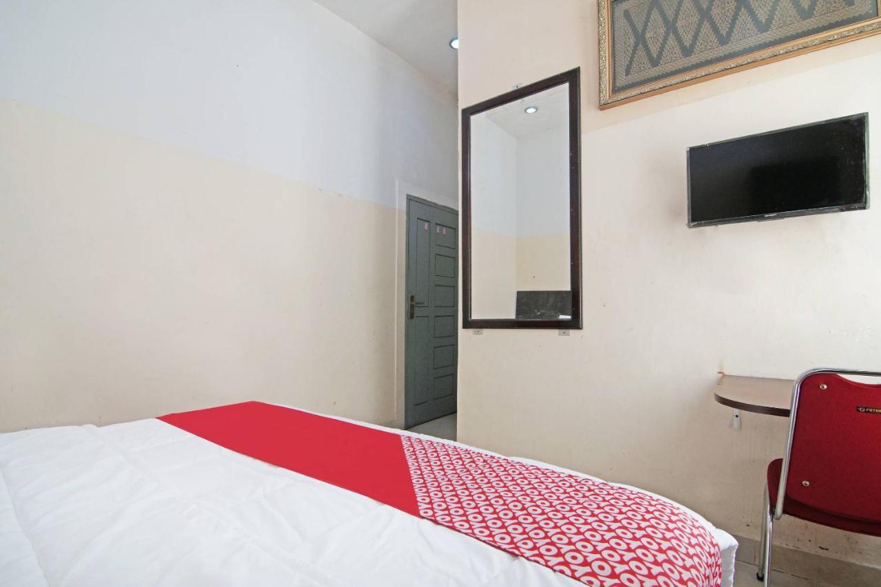 Oyo 91510 Homestay Utama Syariah Pekanbaru Eksteriør bilde