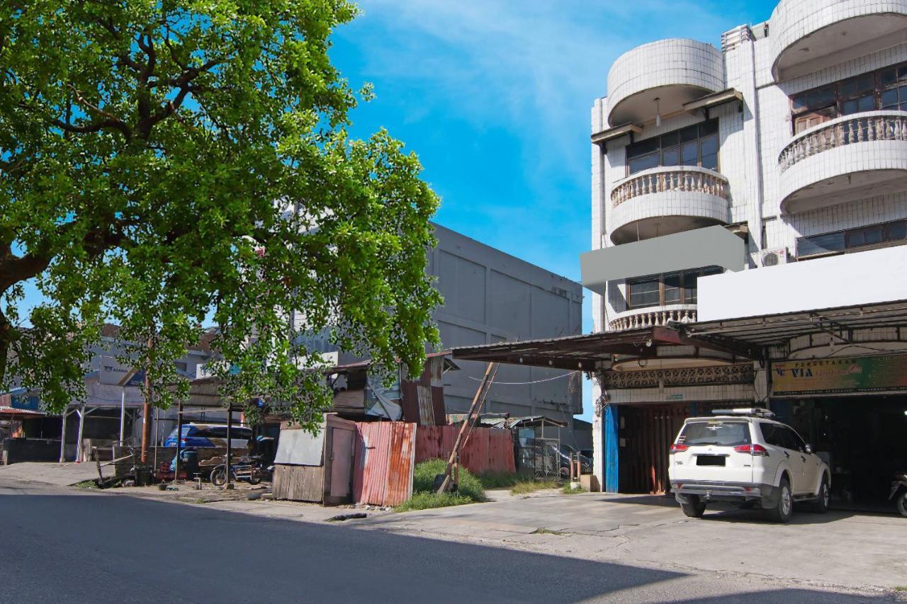 Oyo 91510 Homestay Utama Syariah Pekanbaru Eksteriør bilde