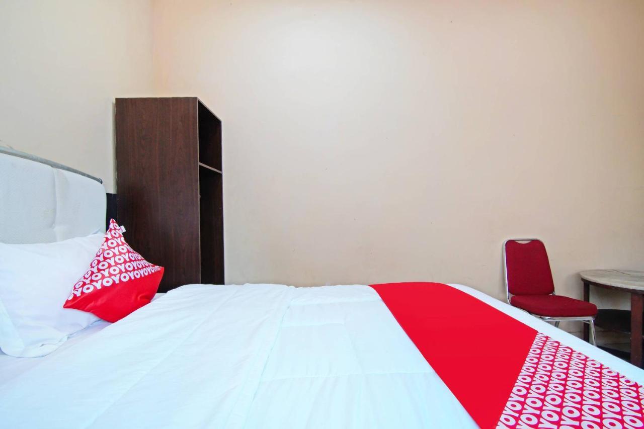 Oyo 91510 Homestay Utama Syariah Pekanbaru Eksteriør bilde