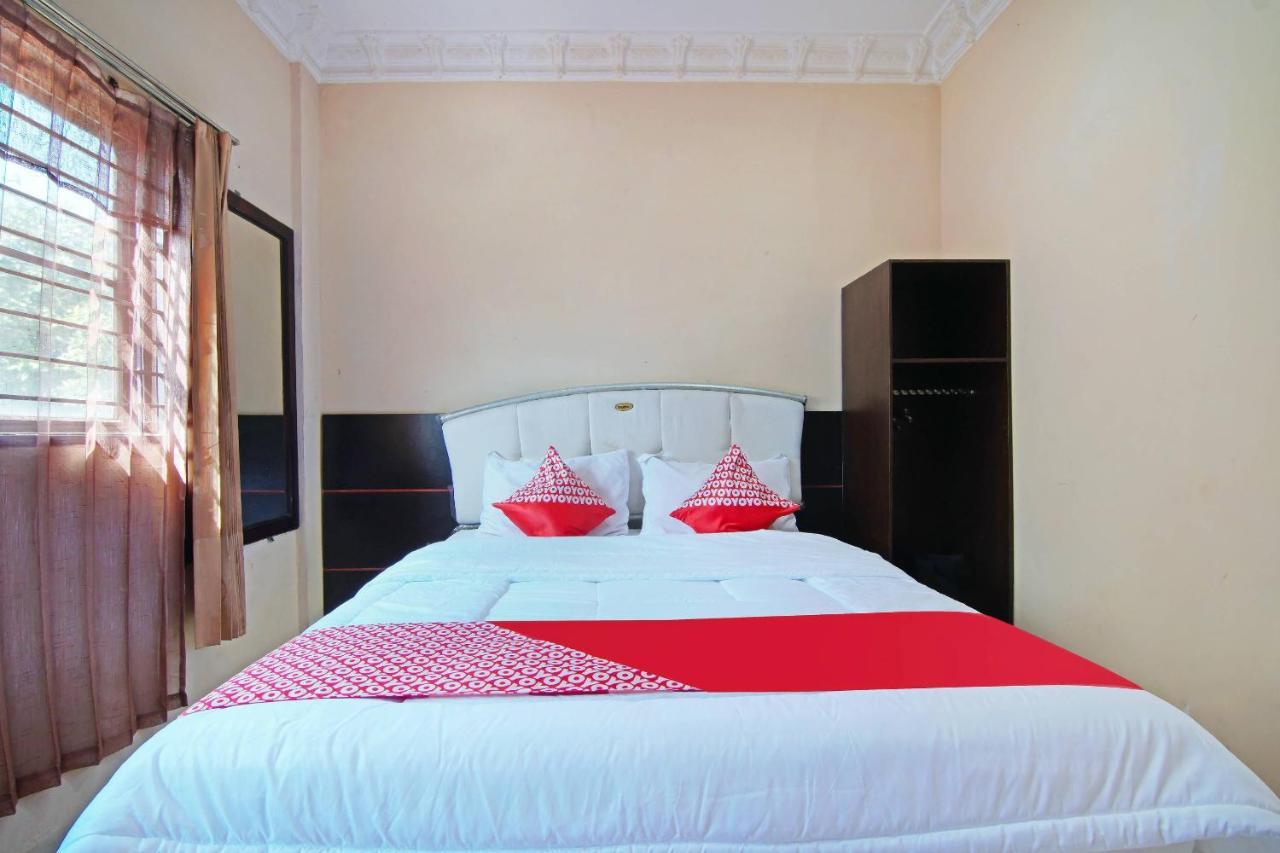 Oyo 91510 Homestay Utama Syariah Pekanbaru Eksteriør bilde